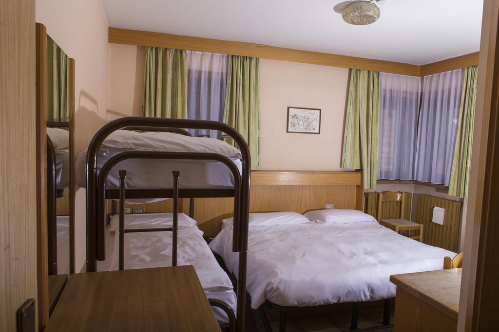 Hotel La Baita Livigno Zimmer foto